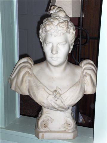 Clara Victoria Richards bust