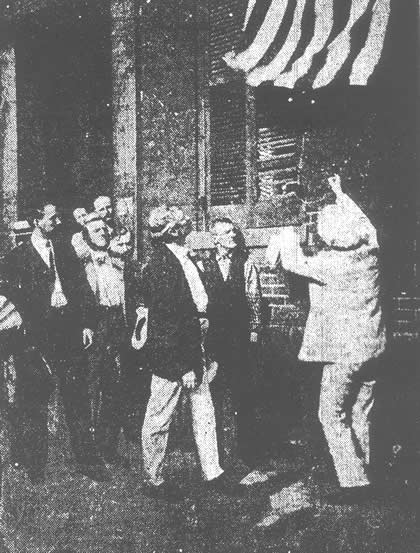 Twain unveiling tablet